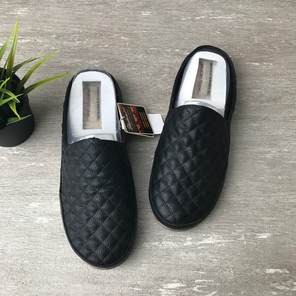 men's skechers memory foam slippers